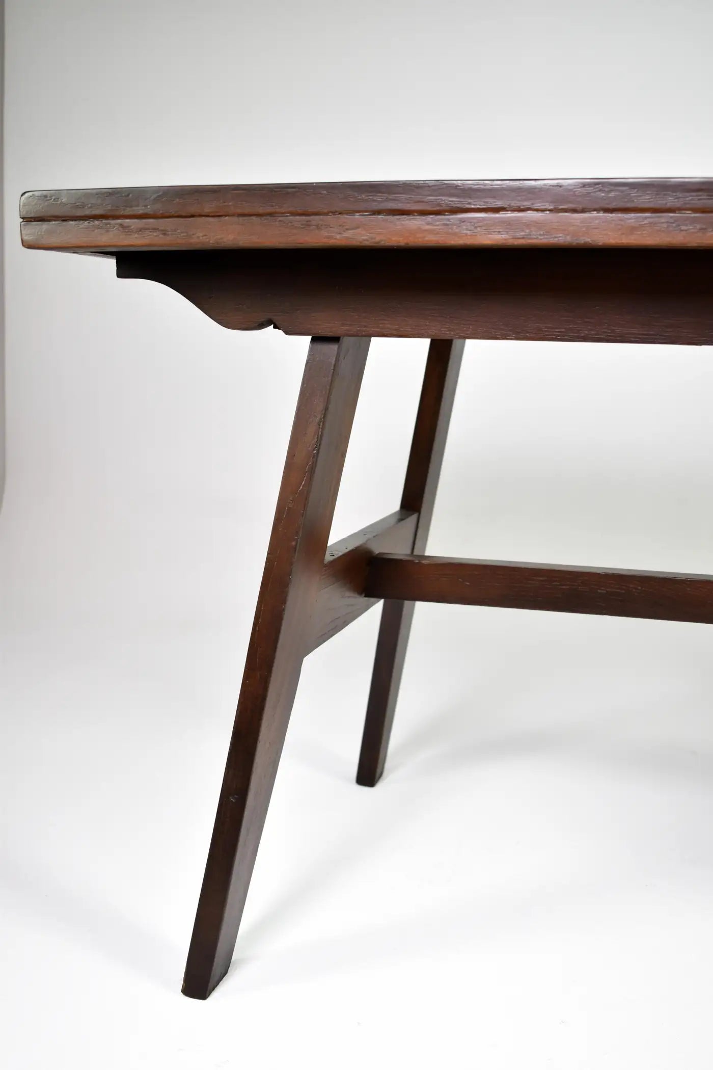 Table en bois T151 du milieu du siècle par René Gabriel, 1946