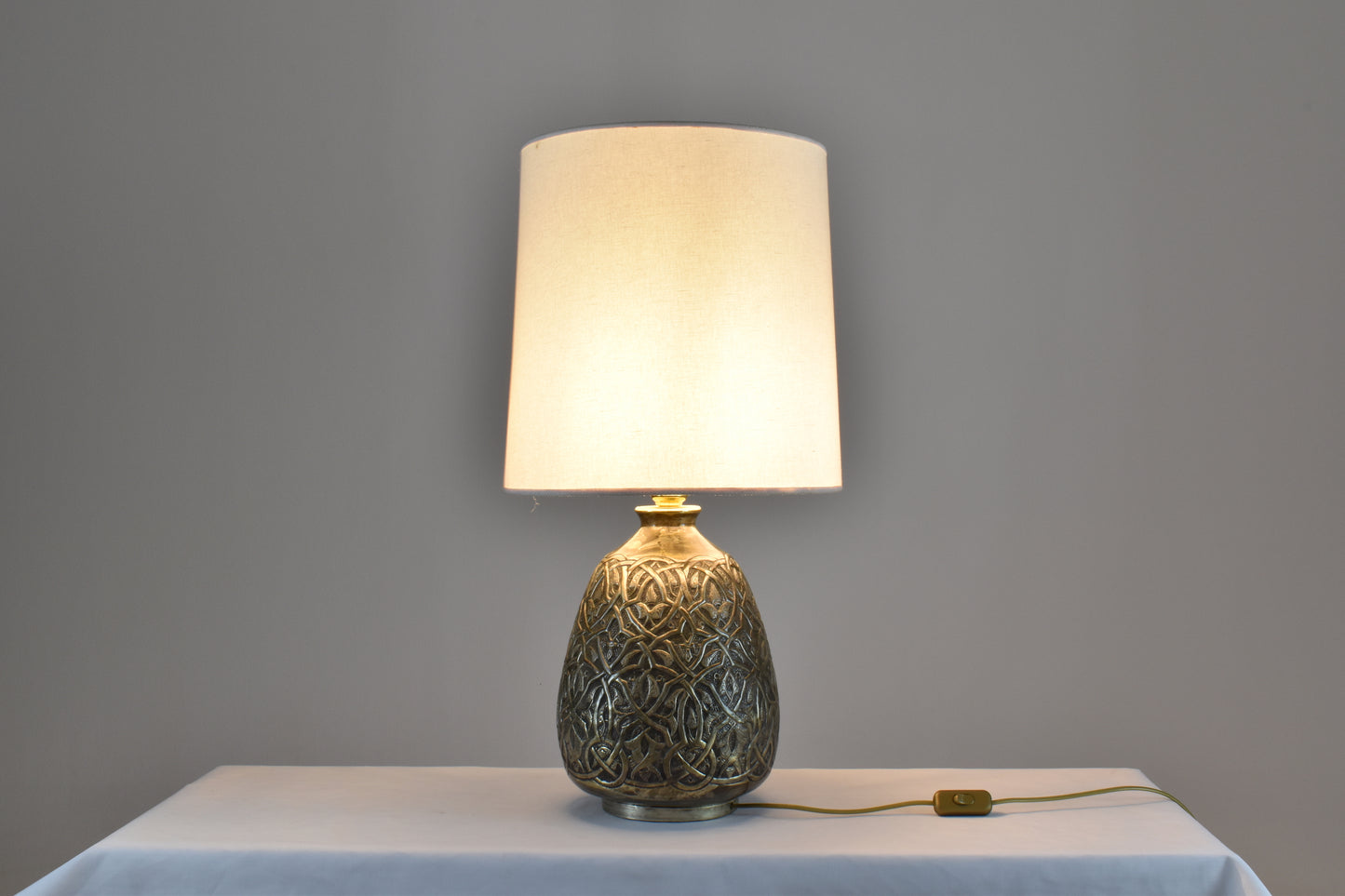 Pair of Art Deco hand-engraved silvered table lamps, 1930's