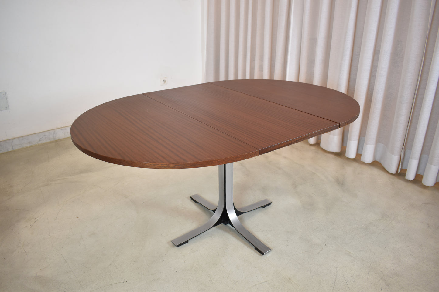 1970's Italian Extendable Wooden Dining Table by Osvaldo Borsani