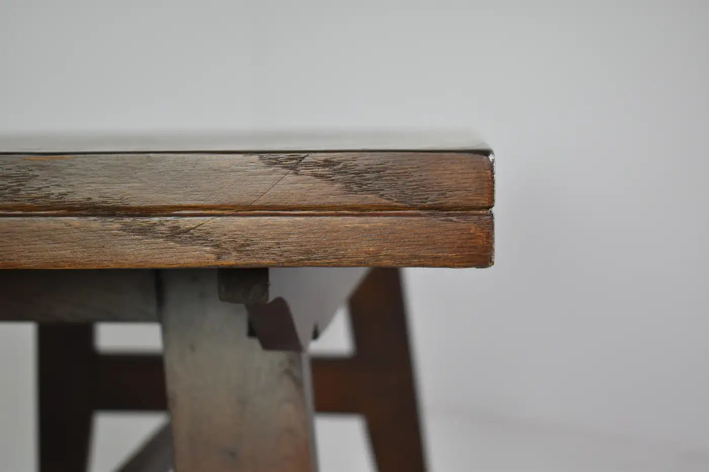 Table en bois T151 du milieu du siècle par René Gabriel, 1946