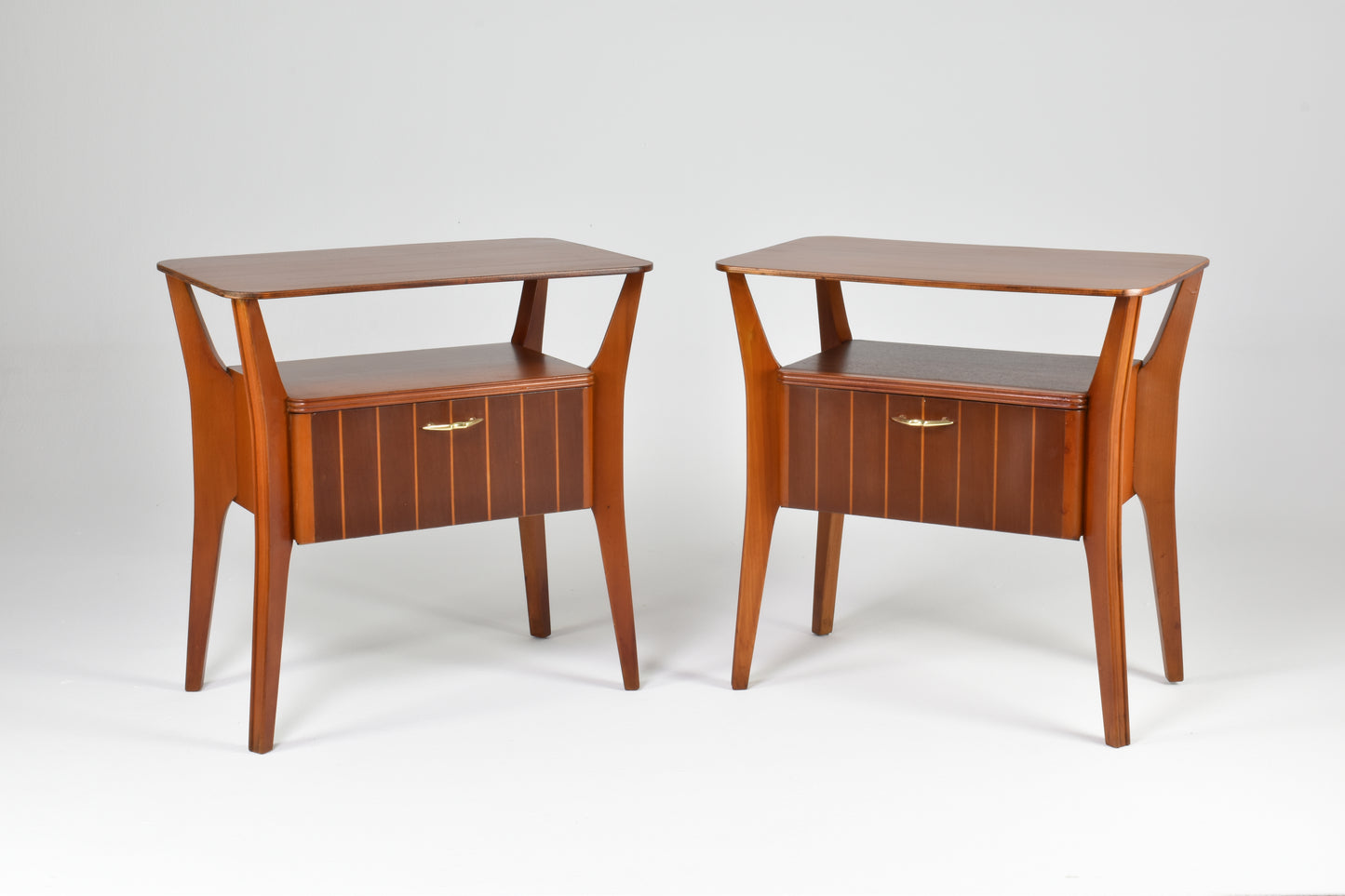 Pair of Italian Maple Nightstands Attributed to Gio Ponti for Cantu, 1950s