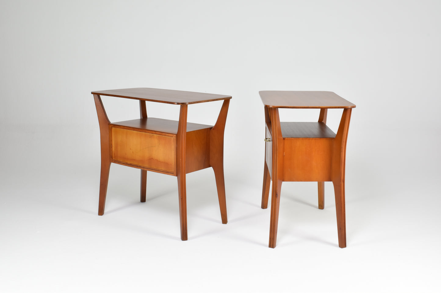 Pair of Italian Maple Nightstands Attributed to Gio Ponti for Cantu, 1950s