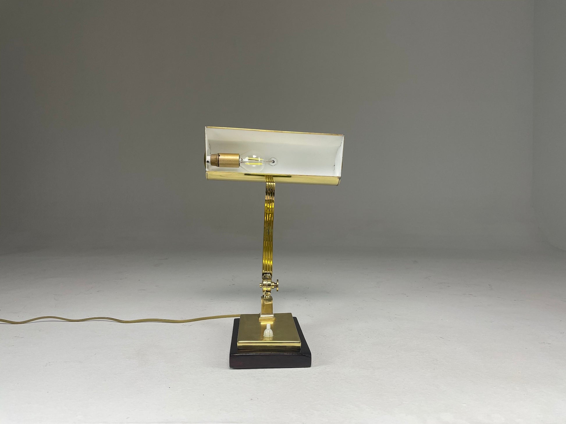 1930's Italian Art Deco Banker Lamp - Spirit Gallery 